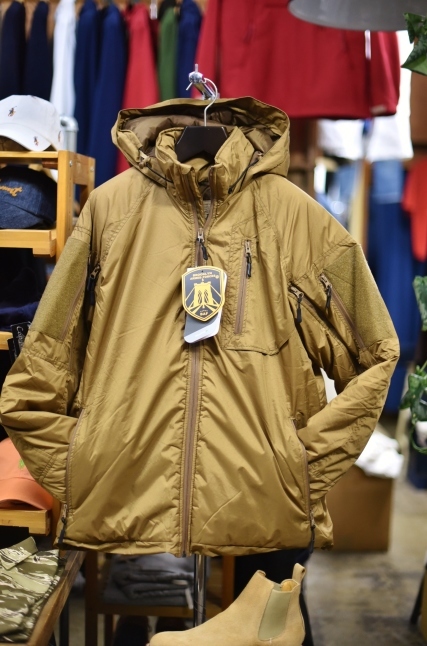 BEYOND A7 の再来です。。。BAF A7 AXIOS COLD JACKET!★!_d0152280_08435188.jpg