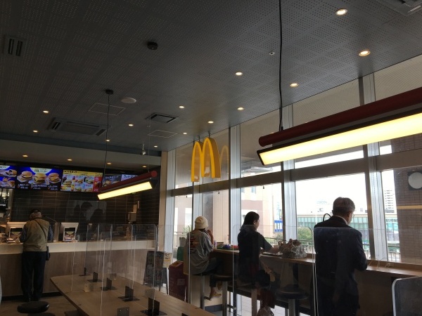 墓参り　ランチはマクドナルドの月見チーズバーガー_b0417696_09531880.jpeg