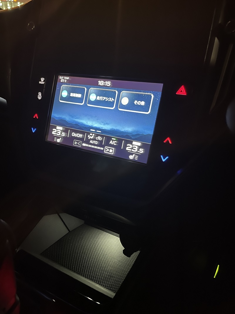 新型WRXとクロストレック_f0076731_19472404.jpg