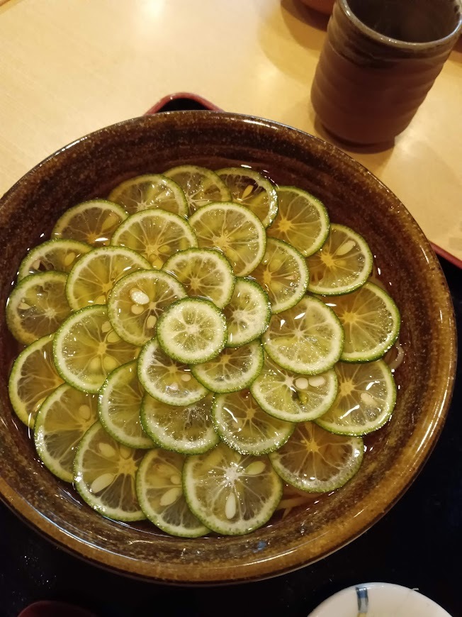 埼玉ラブの姉さんの秋の庭と夏の終わりのスダチ蕎麦‥‥‥かな_b0331802_23272855.jpg
