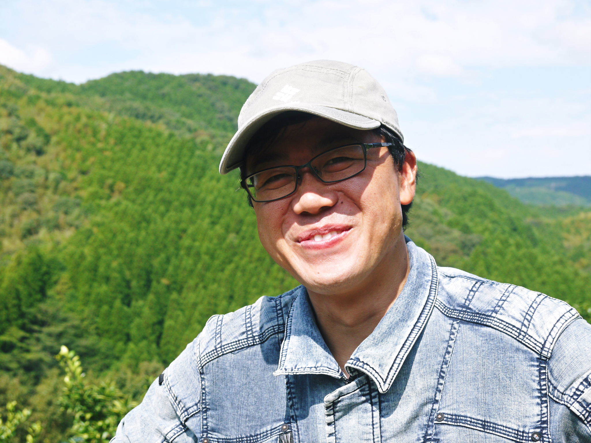 ザ・みかん 花から着果、果実の成長のダイジェストと夏の草刈りと摘果前の果実の様子(2022)_a0254656_20003463.jpg