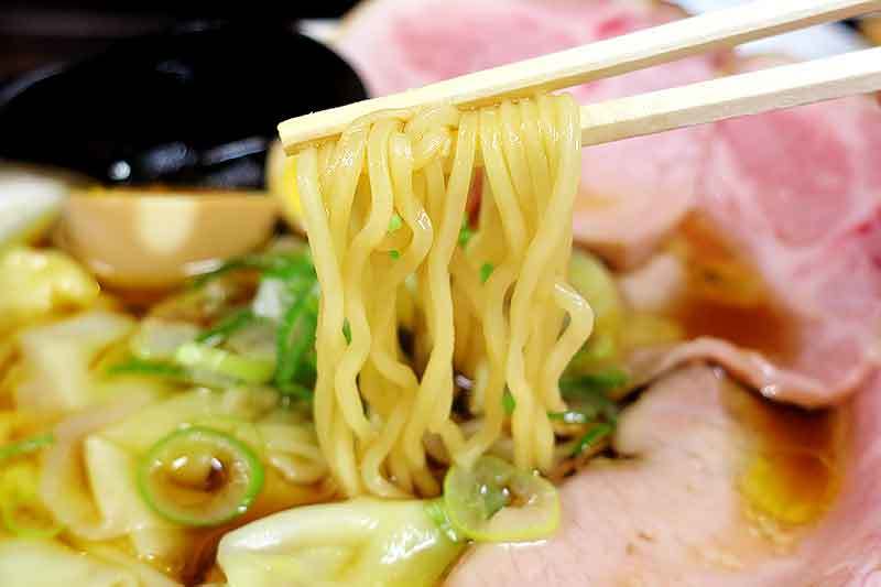 中華そば 輝 HIKARI＠米子市 ★★ (特製中華蕎麦）_f0080612_17081196.jpg