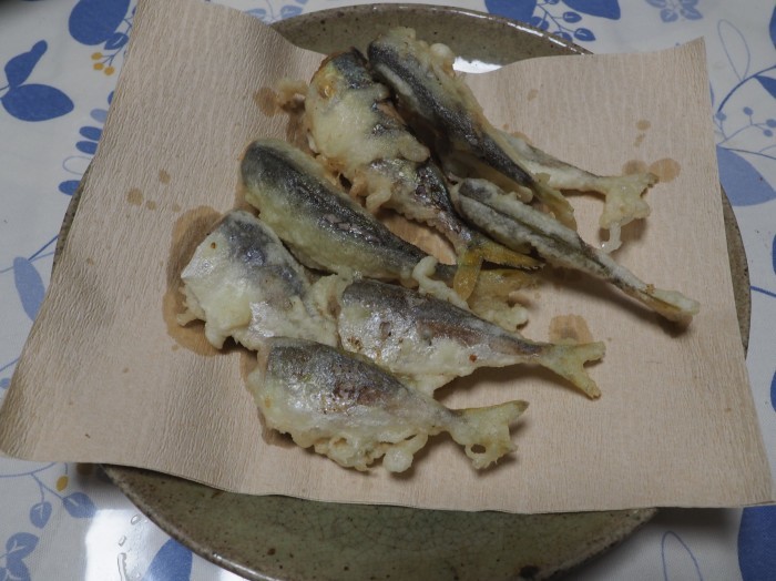 夫の釣果とその後(天ぷらと南蛮漬け)_c0116915_01193672.jpg