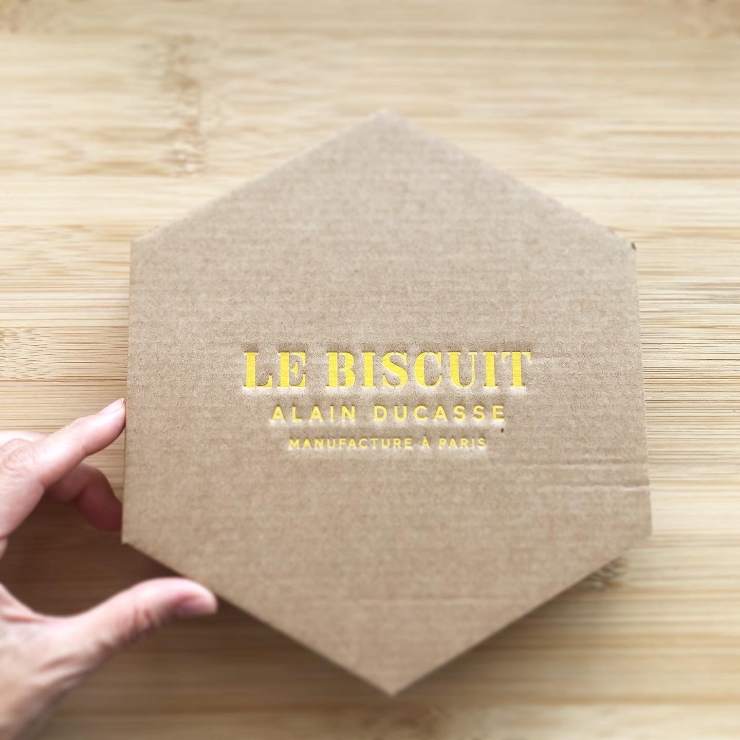 シェアするビスケットが新しい！　Le Biscuit Alain Ducasse ル・ビスキュイ・アラン・デュカスのSBRIS_a0231632_23114707.jpeg