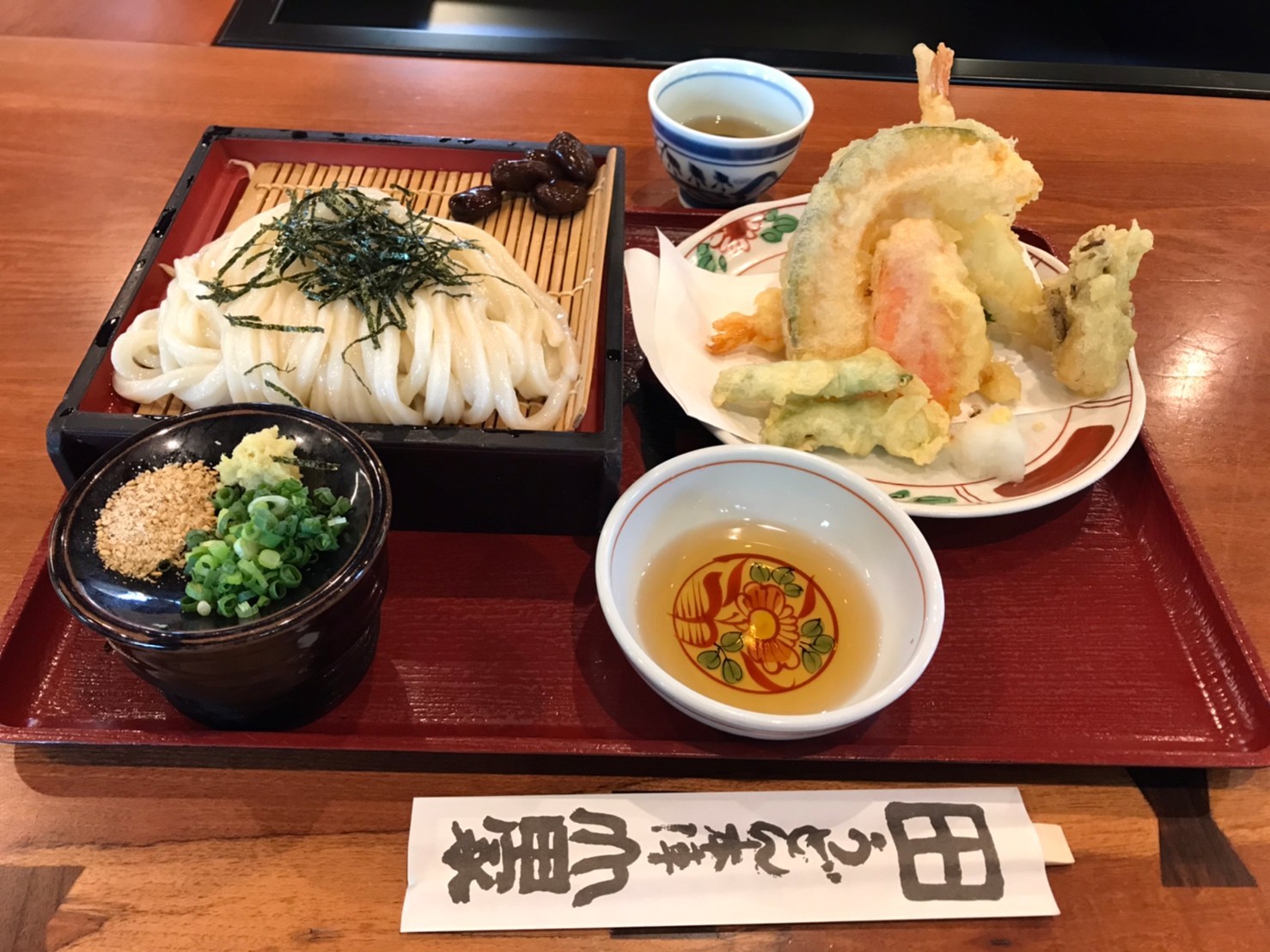 秋空とバロンとうどん_e0017689_00204528.jpg