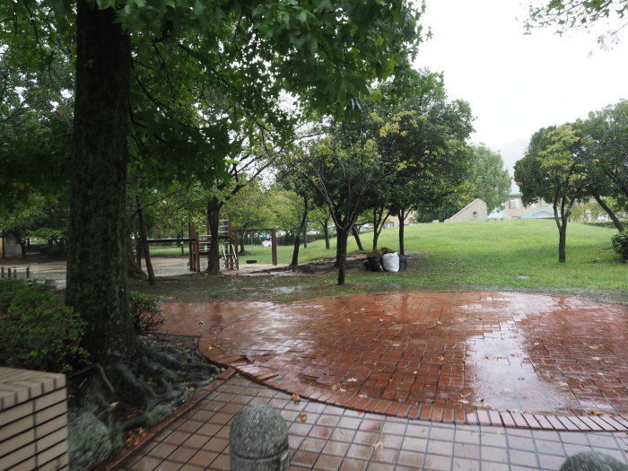 佐伯区民文化センター&五日市中央公園_c0116915_23532050.jpg