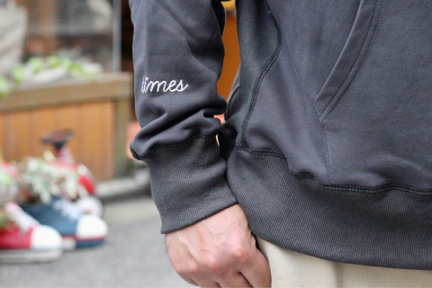 「ChahChah」 ビンテージライクな \"CC EMBROIDERY HENRY NECK SWEAT\" ご紹介_f0191324_08141443.jpg