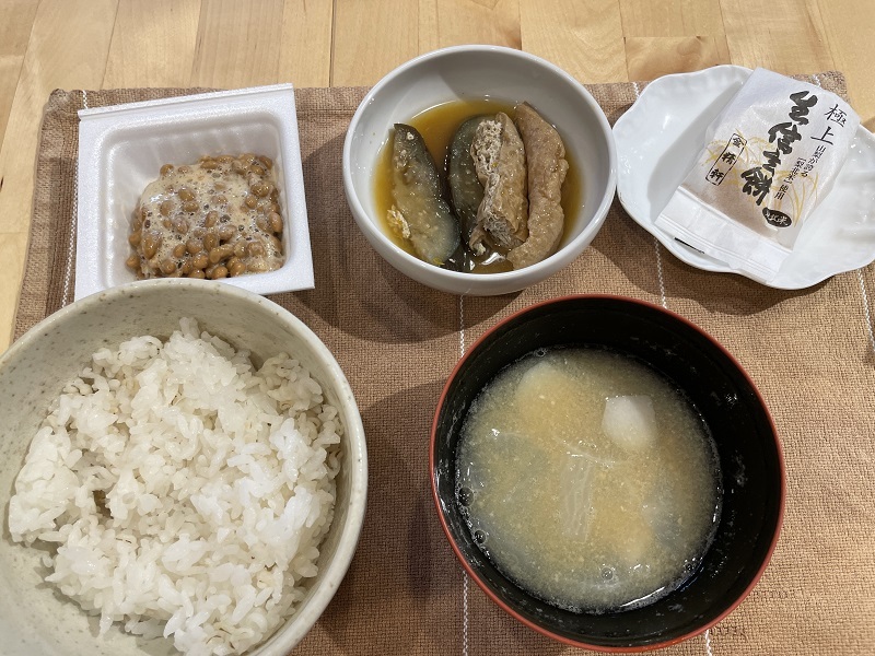 「東京臭さ」を高めの目線で楽しむ_f0076731_19373635.jpg