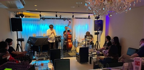 Jazzlive Comin ジャズライブ カミン 広島 10月のライブスケジュール_b0115606_10430478.jpeg
