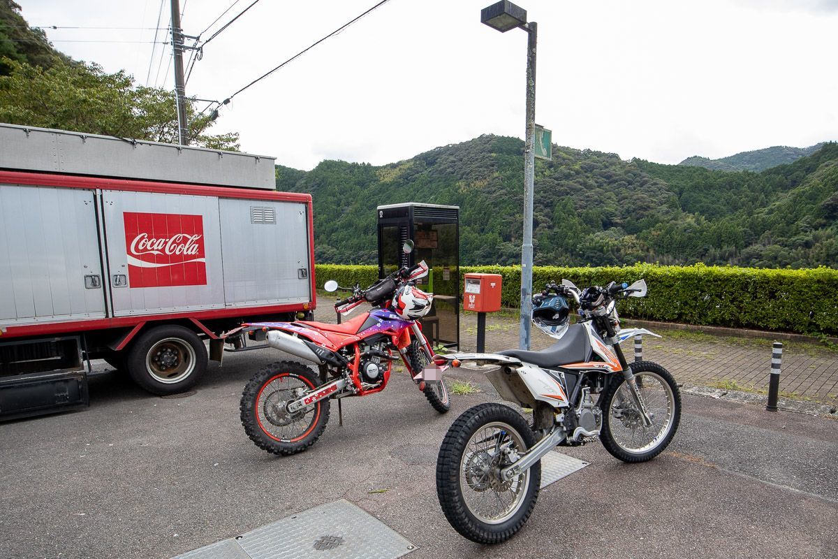 いの町で美味しいものを食べた後、いの町の林道で遊ぶ_a0077663_17295557.jpg