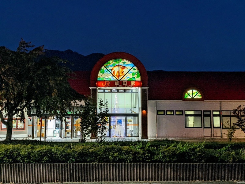 飯田駅前　午前5時ごろ_c0057821_20362342.jpg
