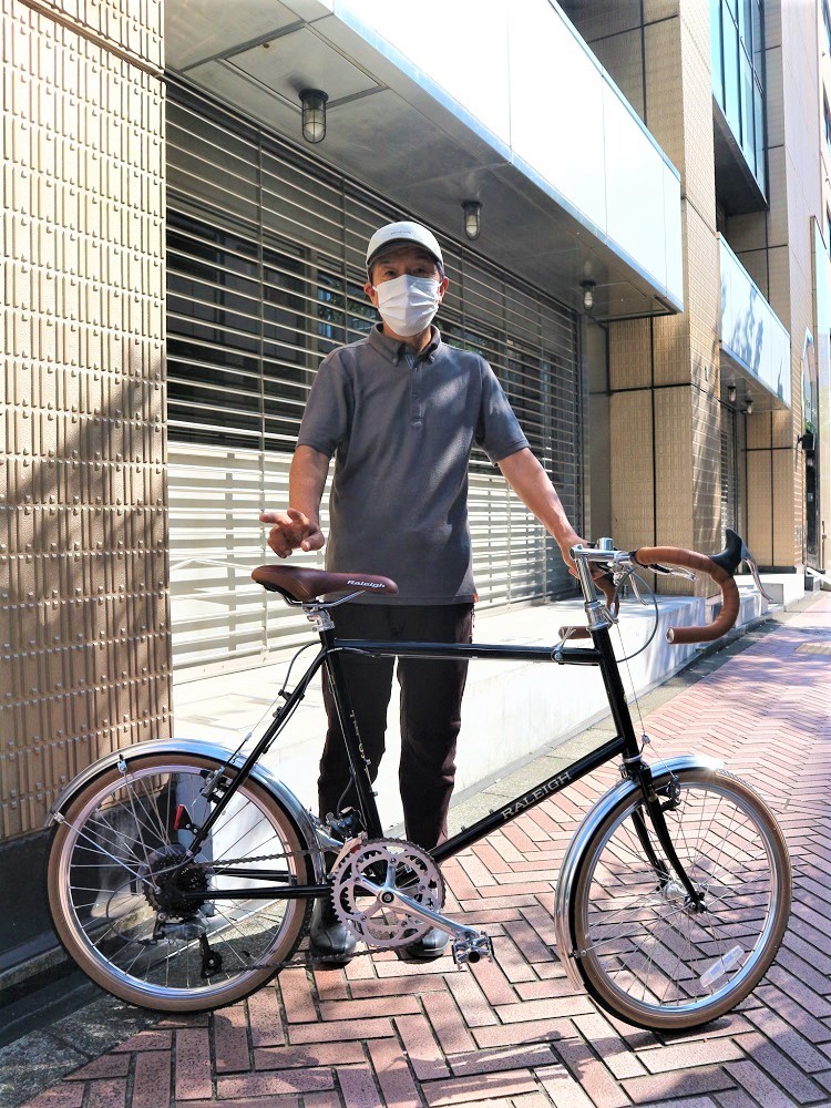 10月2日　渋谷　原宿　の自転車屋　FLAME bike前です_e0188759_17561619.jpg