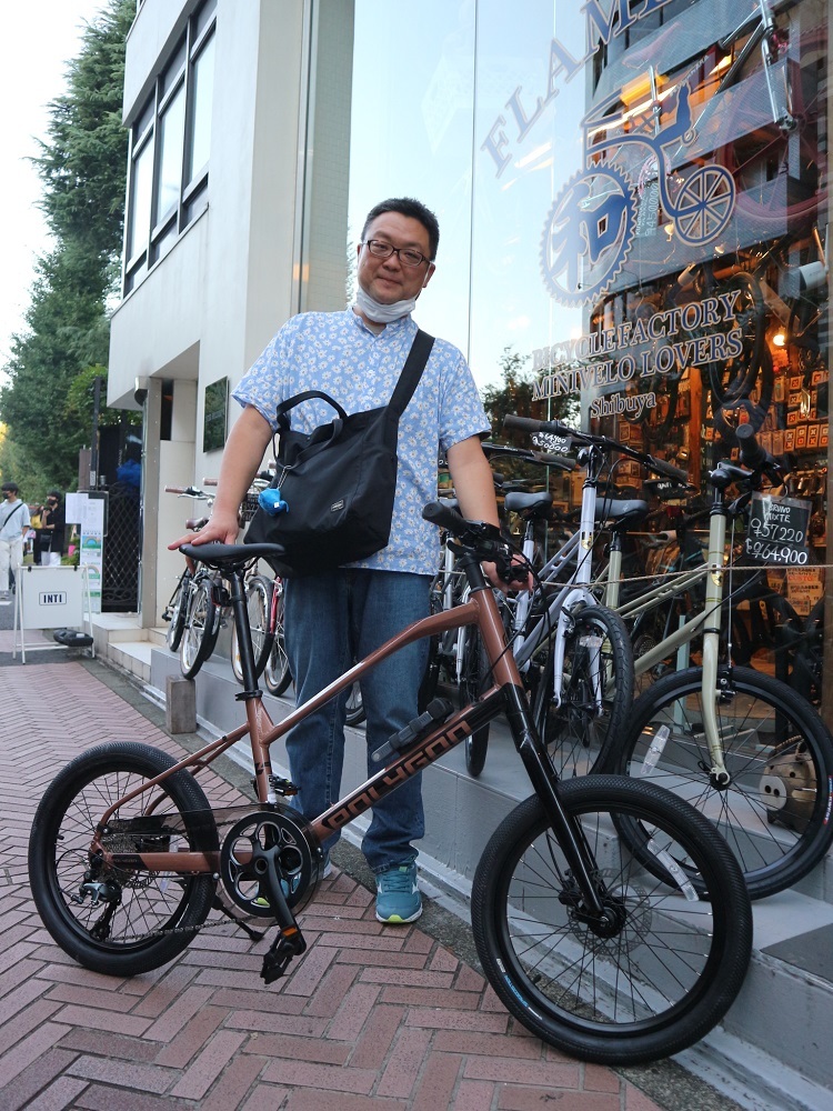 10月2日 渋谷 原宿 の自転車屋 FLAME bike前です_e0188759_17562620.jpg