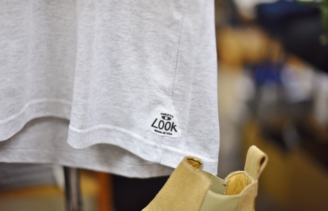 THRIFTY LOOK College PRINT TEE ★★_d0152280_09022078.jpg