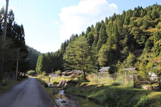 花脊別所から美山「茅葺の里へ」_e0048413_21203179.jpg