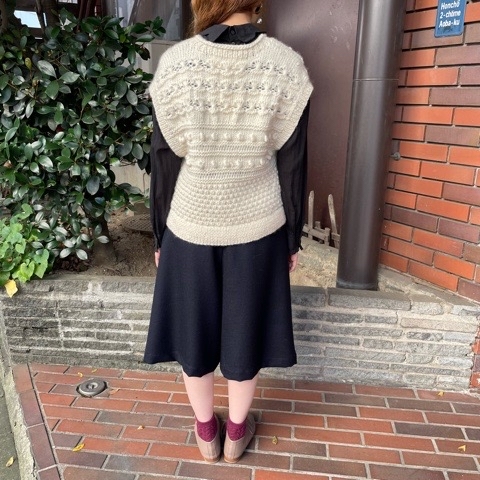 bulle de savon)) ﾈﾊﾟｰﾙﾊﾝﾄﾞﾆｯﾄ おはなとぽんぽんベスト＆カーディガン