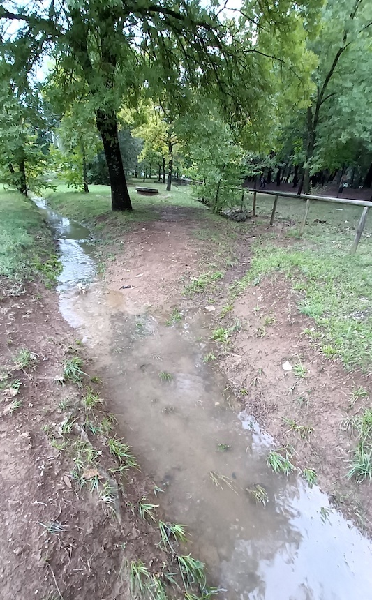 水あふれる大雨の後のペルージャ散歩道_f0234936_23323643.jpg