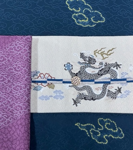 藤井絞・雲玄着物＋龍の帯＋瑞雲帯揚赤紫系。_f0181251_18145600.jpg