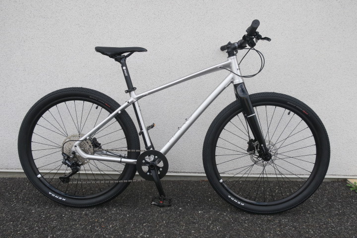 ハロー ビーズリー27.5 DLX 入荷!_c0132901_19152083.jpg