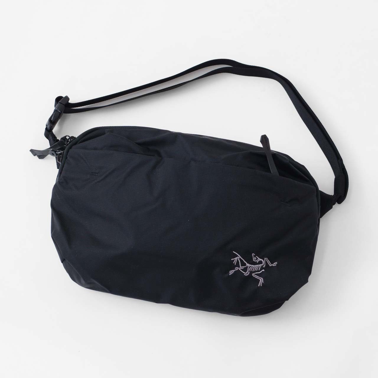 超人気ブティック 6L Heliad [アークテリクス] ARC'TERYX Crossbody [28414 bag ポケモンカードゲーム