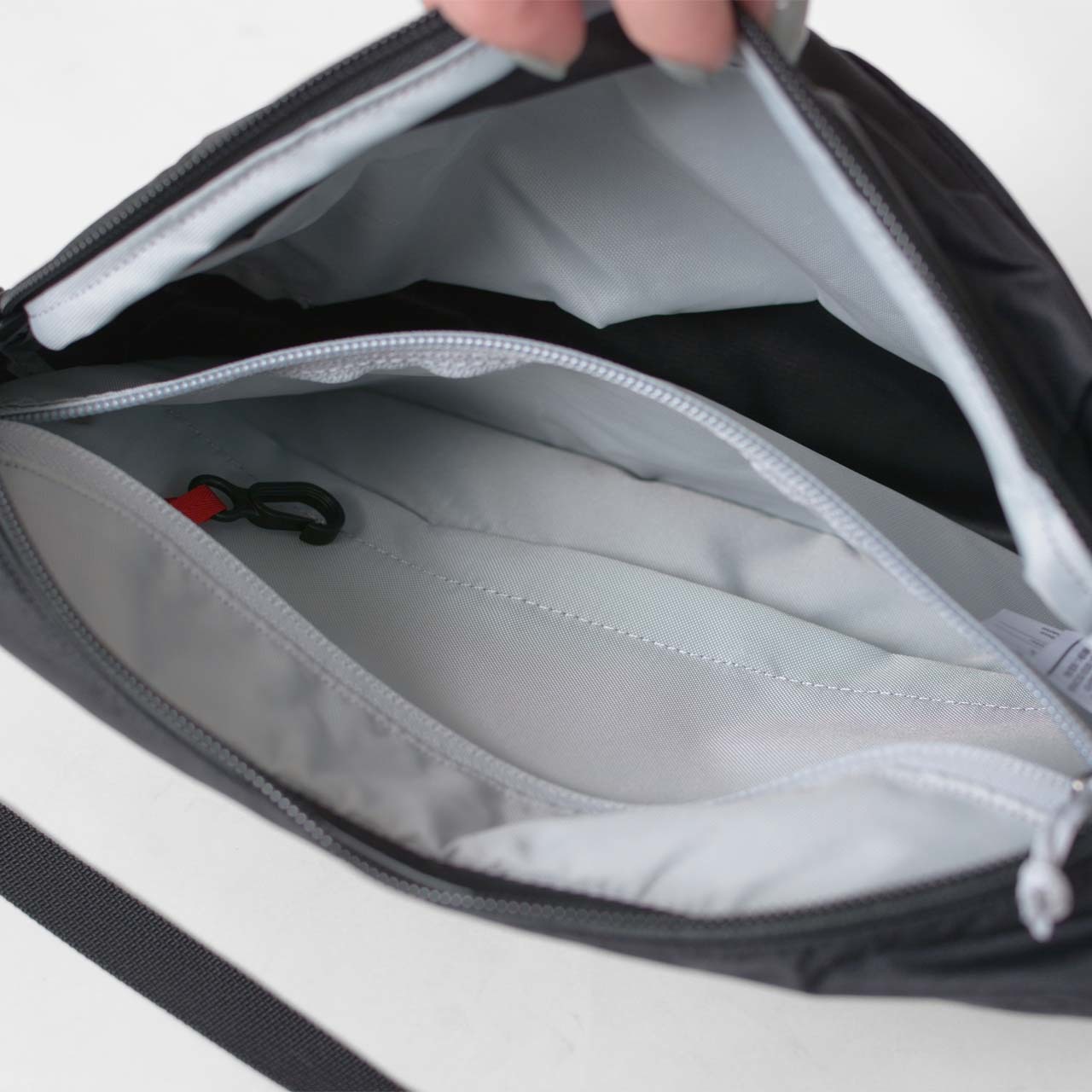 Amazon.co.jp: Arcteryx 28414 Black Hiriad 6L Crossbody Bag