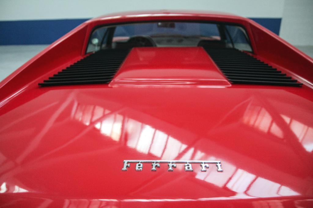 もう1台のファイバーグラスノ308GTB_a0129711_16441625.jpg