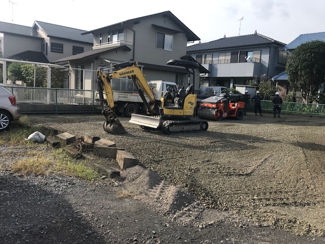 駐車場の舗装工事&帯まつり_b0208246_09471436.jpg