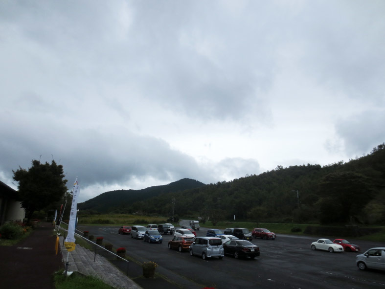  ■「わたしのなめらかな皮膚の下には はげしい感情の暴風雨があり」田村隆一詩、そして週替わりの夕暮れ［10/3-10］_d0190217_21092400.jpg