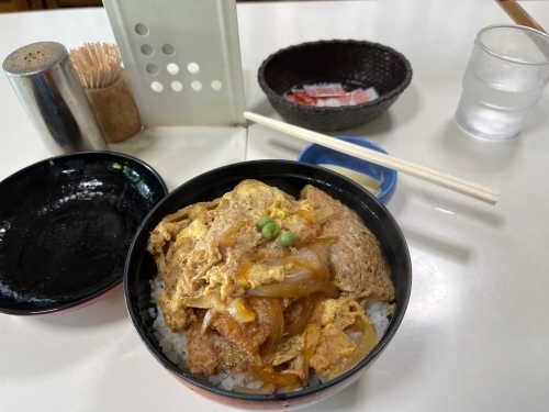 藤や　のカツ丼_e0186438_12231570.jpg