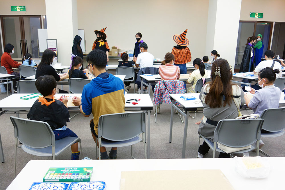 ねんどでハロウィーンのキャラクターを作ろう!_b0212226_17592303.jpg