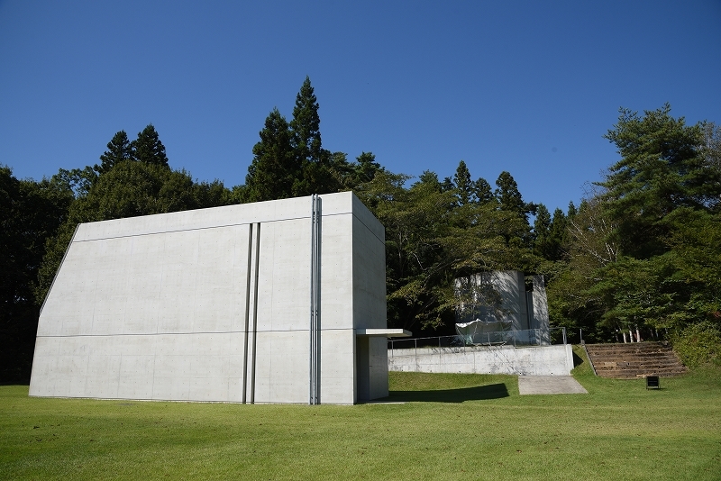 光の美術館 ~清春芸術村~_a0169902_06223587.jpg