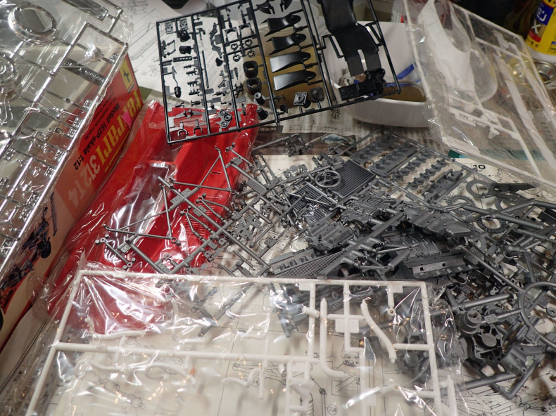 プラモ製作記 12 フェラーリ 312T4 1/12 プロター : 小生の備忘録 プラモ製作記 12 フェラーリ 312T4 1/12 プロター : 小生の備忘録