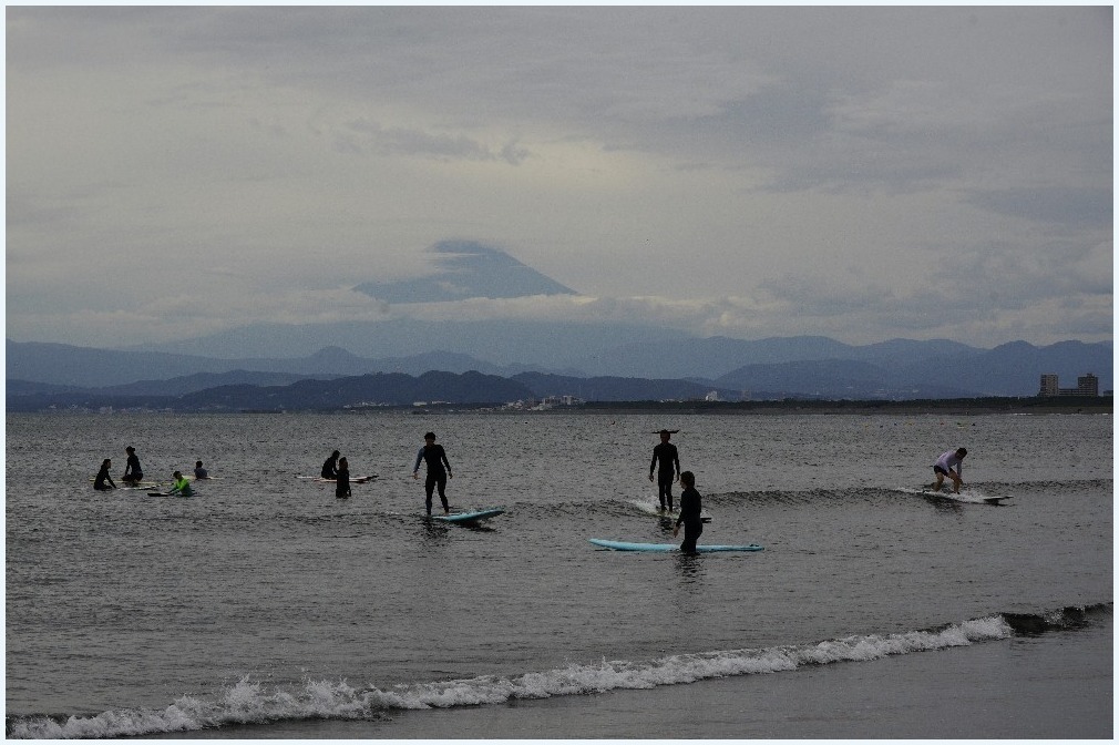 鵠沼海岸から・・・_c0352813_10074396.jpg