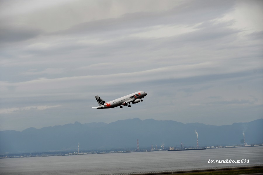 ジェットスター航空_b0343543_16291411.jpg