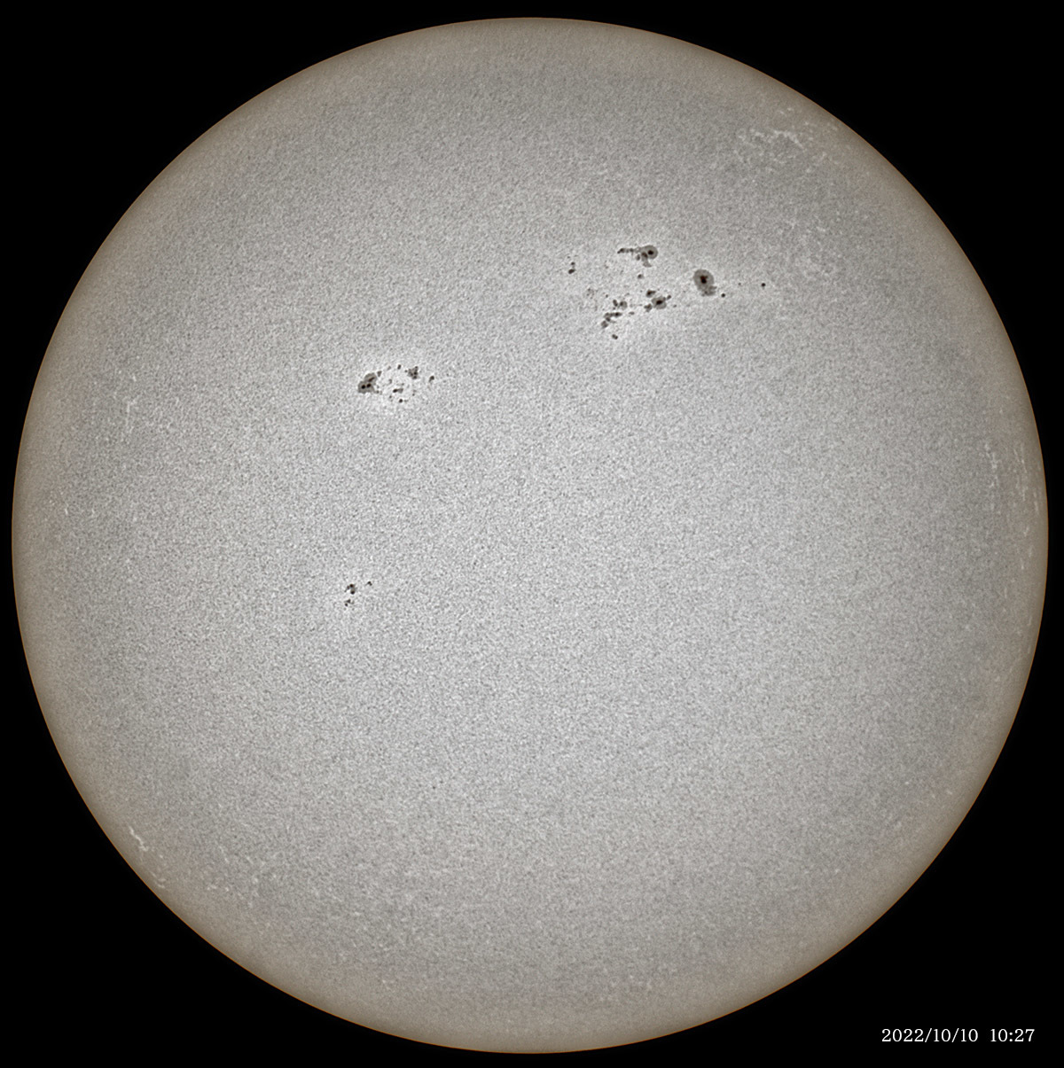 10月10日の太陽_e0174091_15265212.jpg