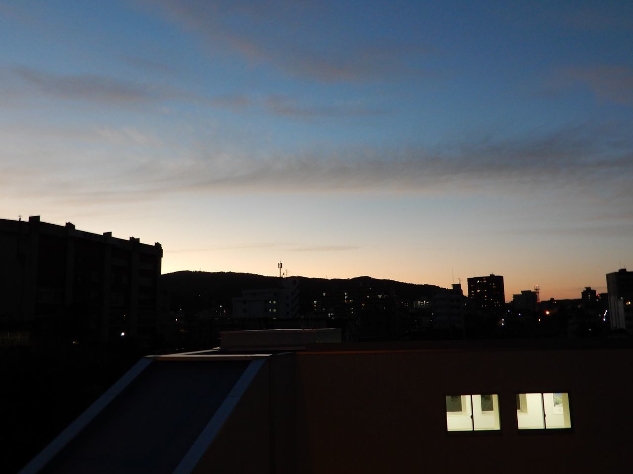 秋晴れの一日、夕方から小樽に_c0025115_00021608.jpg