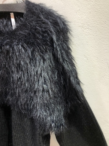 「Dignite Collier ディニテコリエ」新作異素材ファーニット入荷です。_c0204280_16384158.jpg