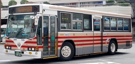 関東自動車のキュービックバス_e0030537_15205943.jpg