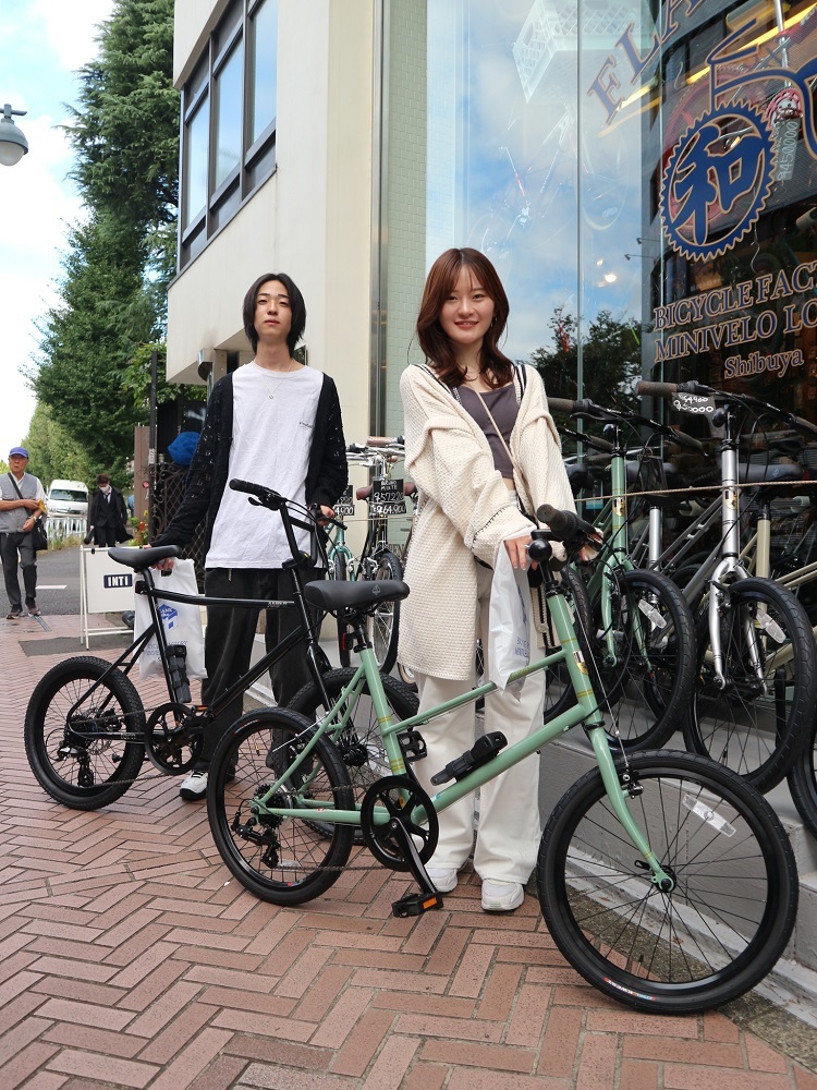 10月15日　渋谷　原宿　の自転車屋　FLAME bike前です_e0188759_17440907.jpg