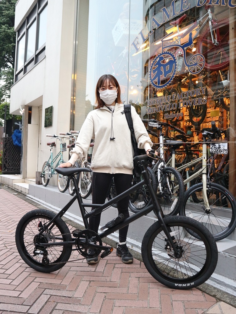 10月15日　渋谷　原宿　の自転車屋　FLAME bike前です_e0188759_17441610.jpg
