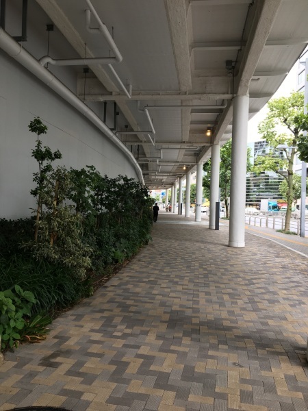 食後の散歩　千駄ヶ谷&#128694;&#127996;表参道&#128694;&#127996;西麻布&#128694;&#127996;六本木_b0417696_13545074.jpeg