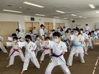 日曜空手　屯田教室　新琴似・新川教室_c0118332_14023495.jpg