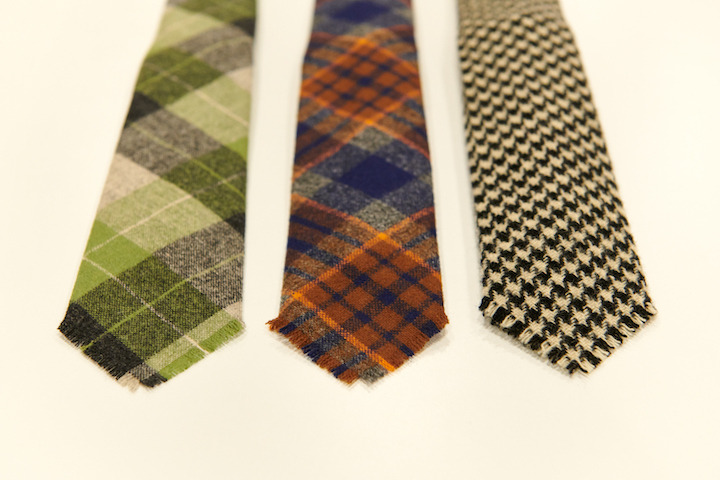 \"ANATOMICA HAND FRINGE TIE ETAMINE | WOOL CHECK | HOUNDSTOOTH\"ってこんなこと。_c0140560_12304094.jpg
