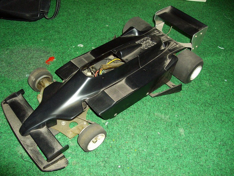 ラジコン所有記録 タミヤF1競技用スペシャル リジェJS9と