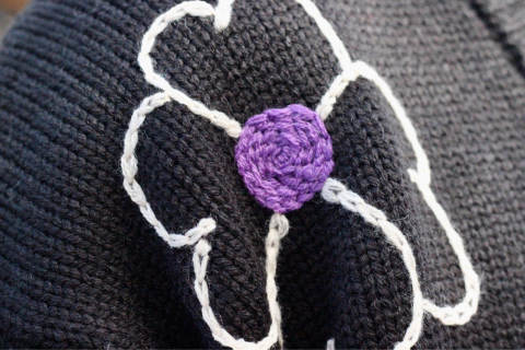 「ChahChah」 着る人、周りの人も幸せな気分にさせてくれる \"HEART FLOWER HAND EMBROIDERY CARDIGAN\" (CC-22FW-K01) ご紹介_f0191324_08254813.jpg