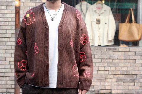 「ChahChah」 着る人、周りの人も幸せな気分にさせてくれる \"HEART FLOWER HAND EMBROIDERY CARDIGAN\" (CC-22FW-K01) ご紹介_f0191324_08260291.jpg