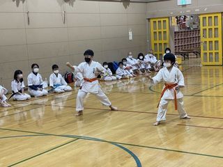 火曜日空手　西町教室　今日から秋季昇級審査会!_c0118332_21074948.jpg
