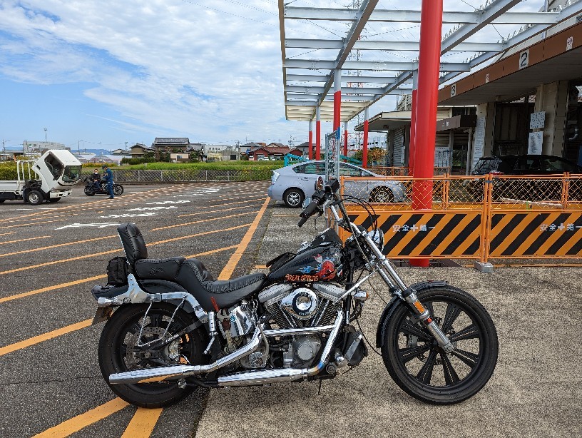 昨日の定休日は車検と..._a0159215_23545240.jpg