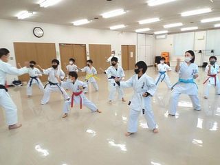 木曜空手　前田教室　手稲教室_c0118332_21085644.jpg