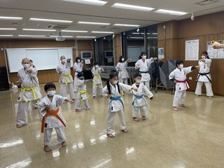 木曜空手　前田教室　手稲教室_c0118332_21090948.jpg